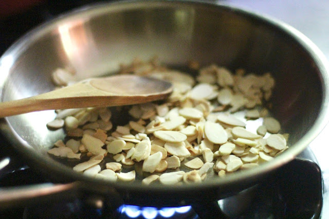 toasting almonds