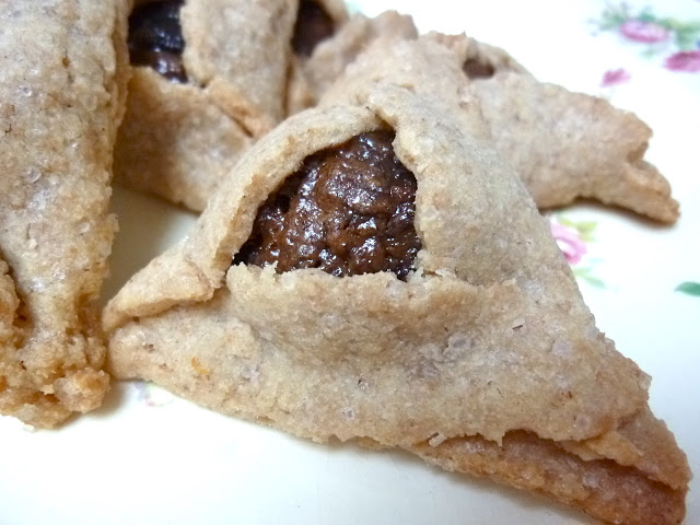 SPELT BROWN SUGAR HAMANTASHEN WITH RED CURRANT AGAVE FILLING