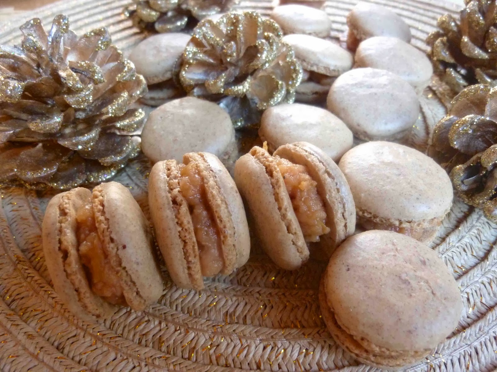 Macaron Mondays: Lebkuchen Macarons with Quince Filling – Diary of a ...