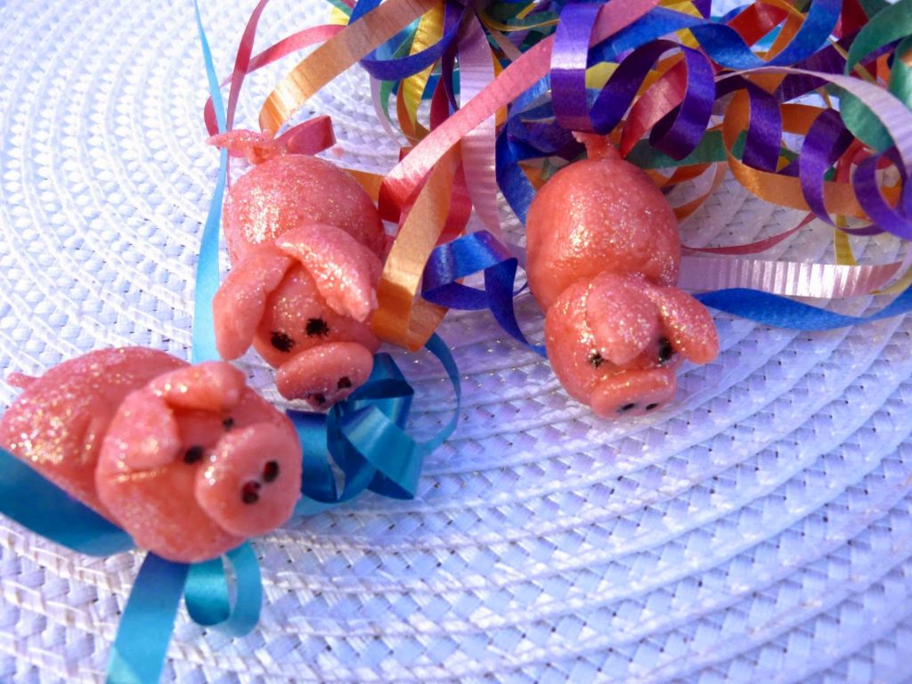 Homemade Marzipan Lucky Pigs