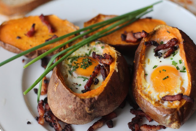 Sweet Potatoes Stuffed with Bacon, Eggs, and Cheese