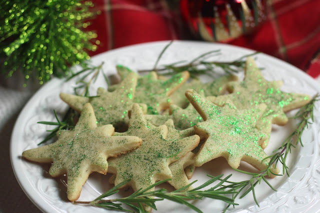 Rosemary Marzipan Rollout-Cookies