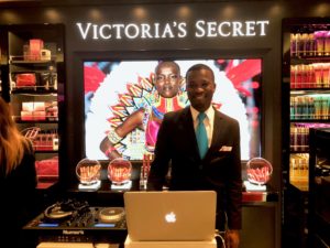 First Look at the Carnival Horizon Victoria's Secret Store