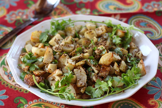 CORIANDER ROASTED POTATOES