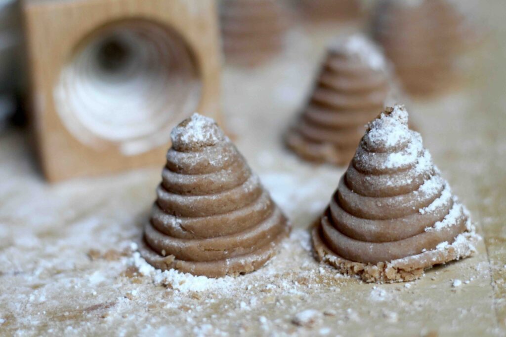 Lemon Honey Beehive cookies