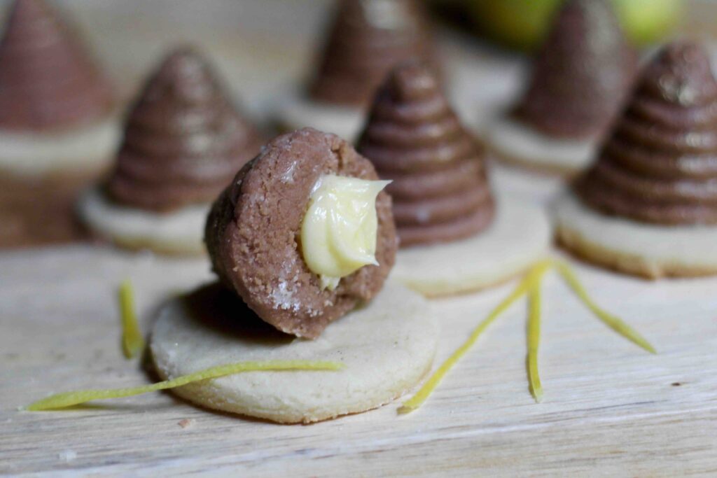 Lemon Honey Beehive Cookies