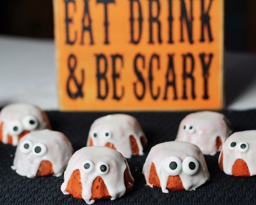 Pink Mini Coffin Cakes for Halloween