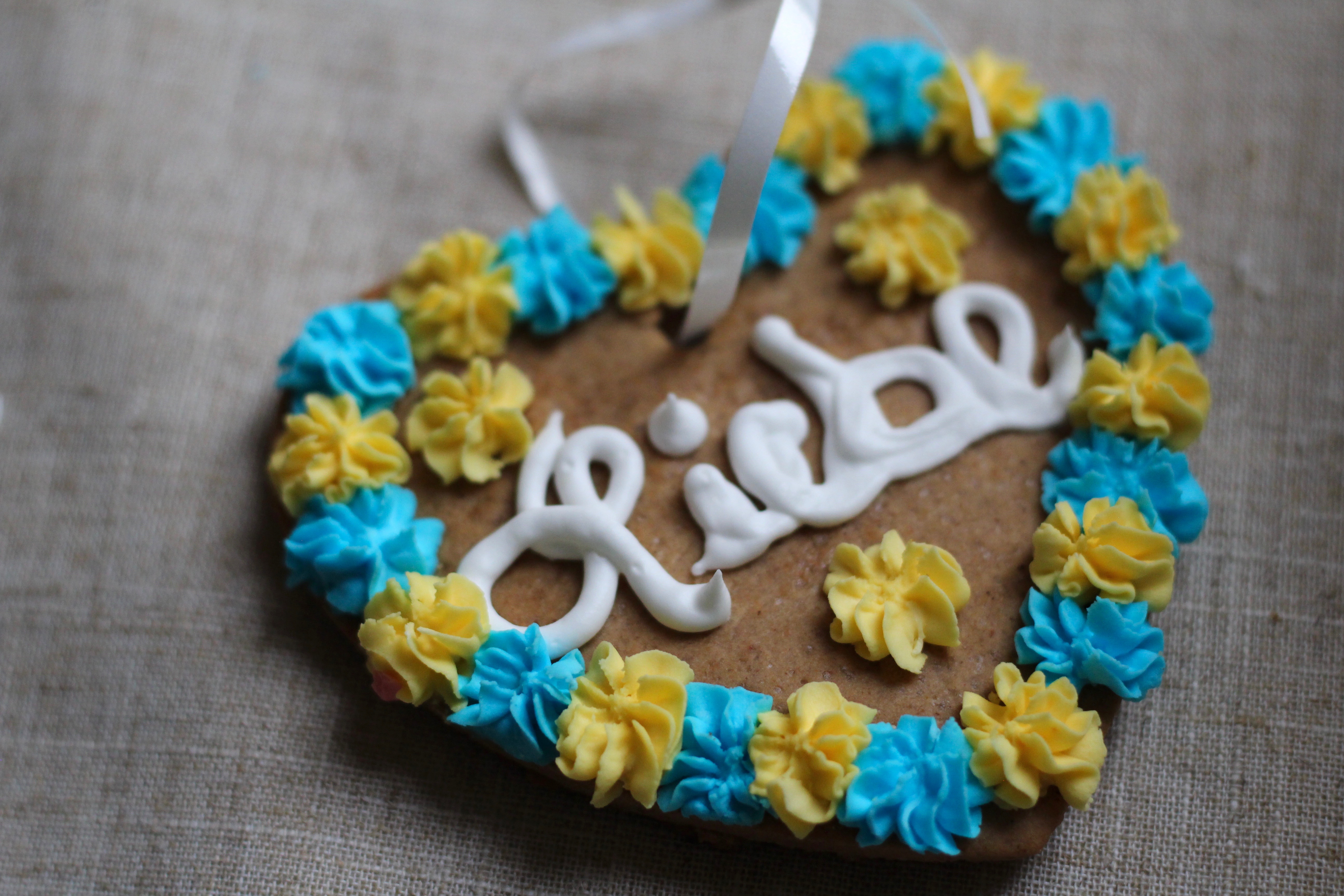 Oktoberfest Gingerbread Hearts