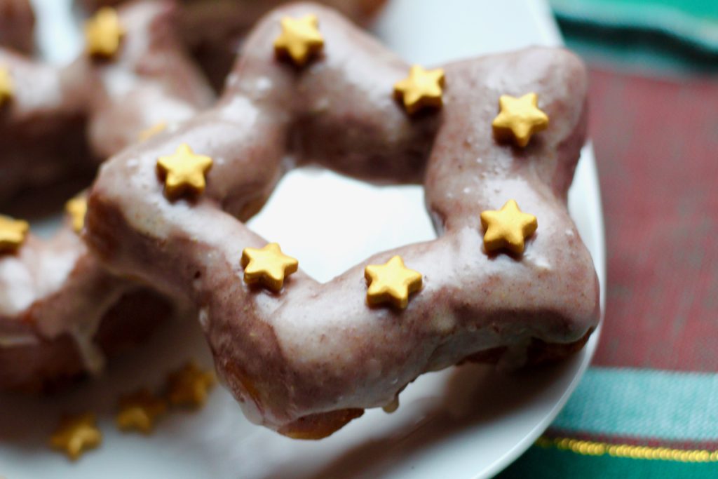 Lebkuchen star doughnuts