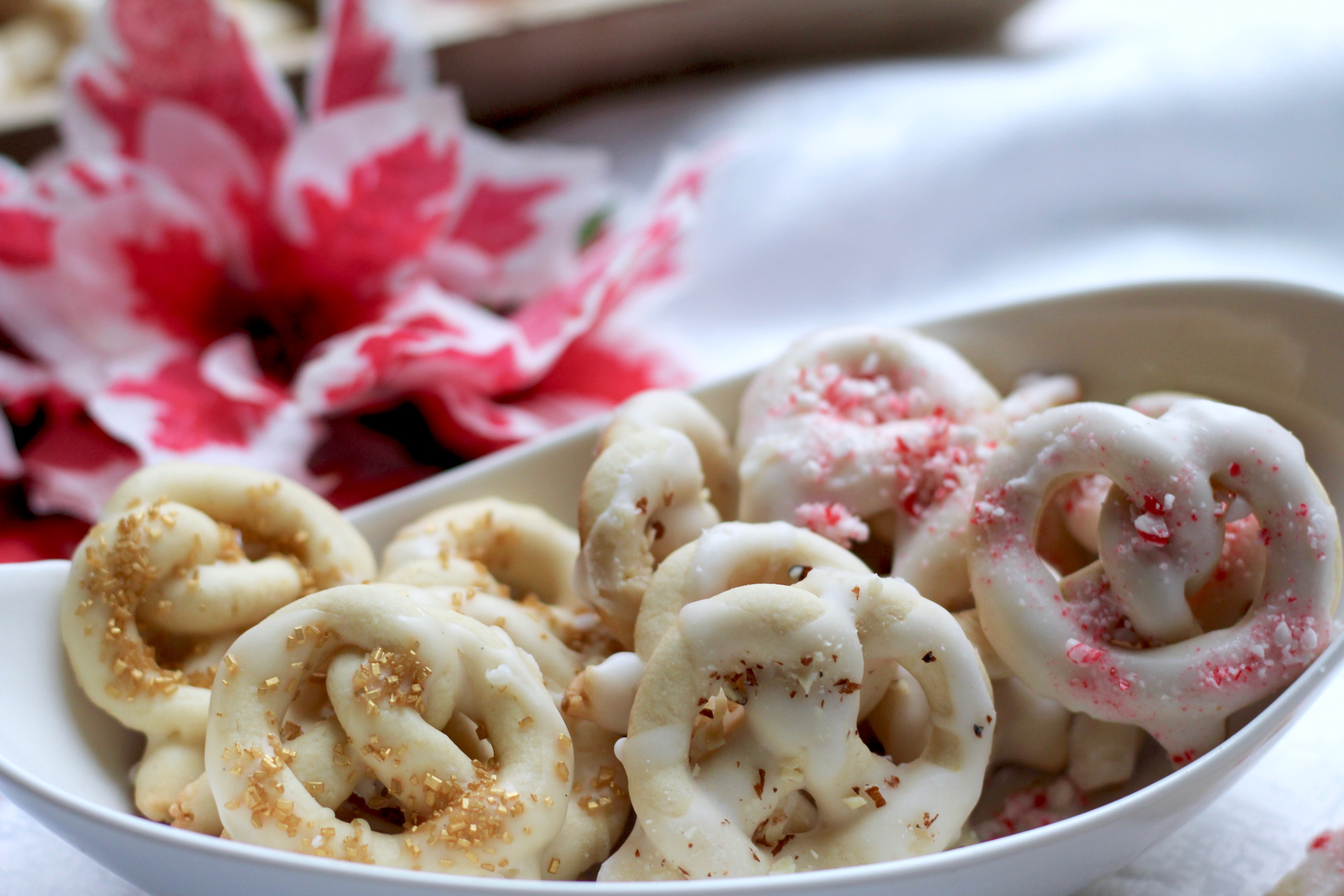 Glazed pretzel cookies in 3 flavors