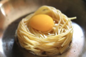 Fried Eg Spaghetti Nests