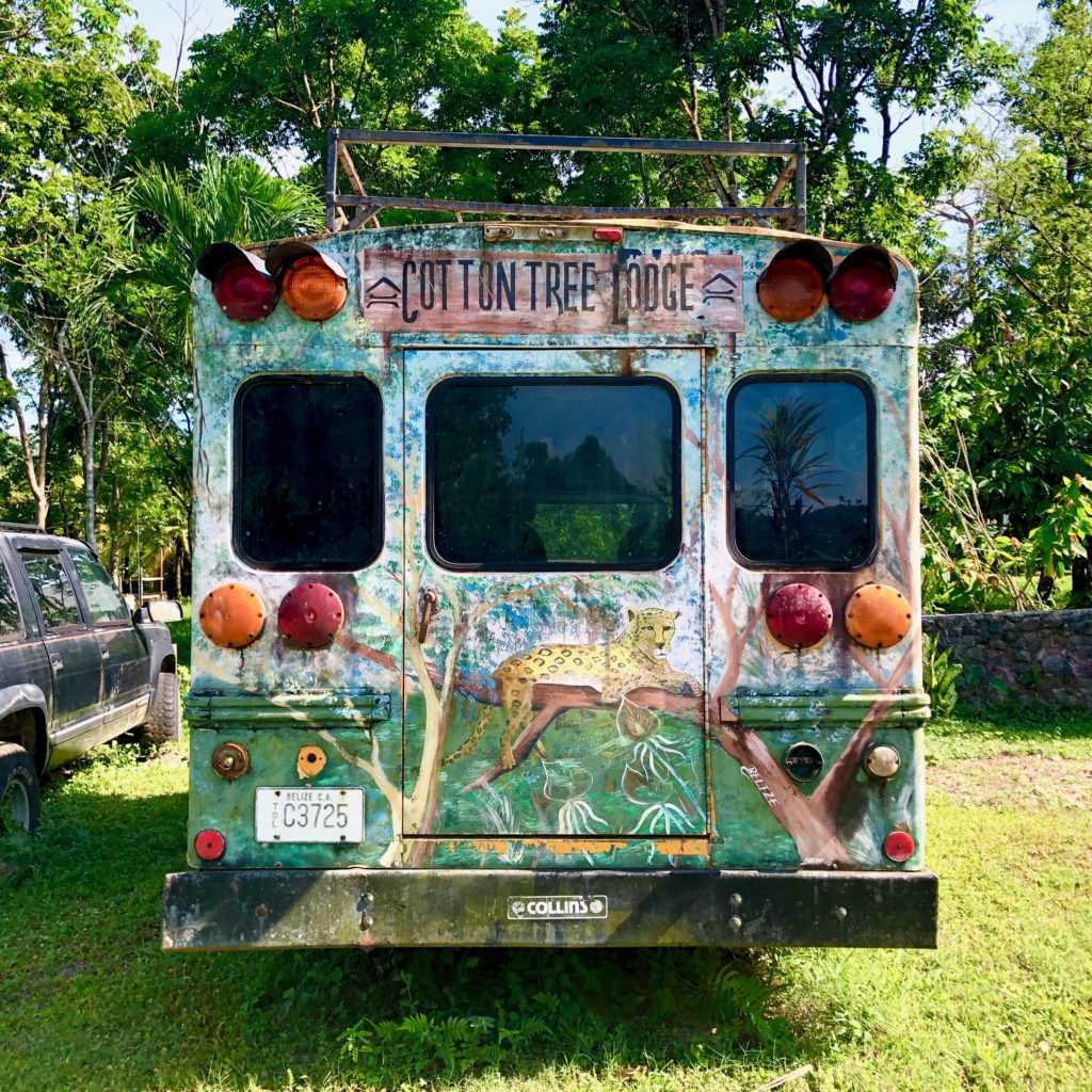 Bus Cotton Tree Lodge Belize