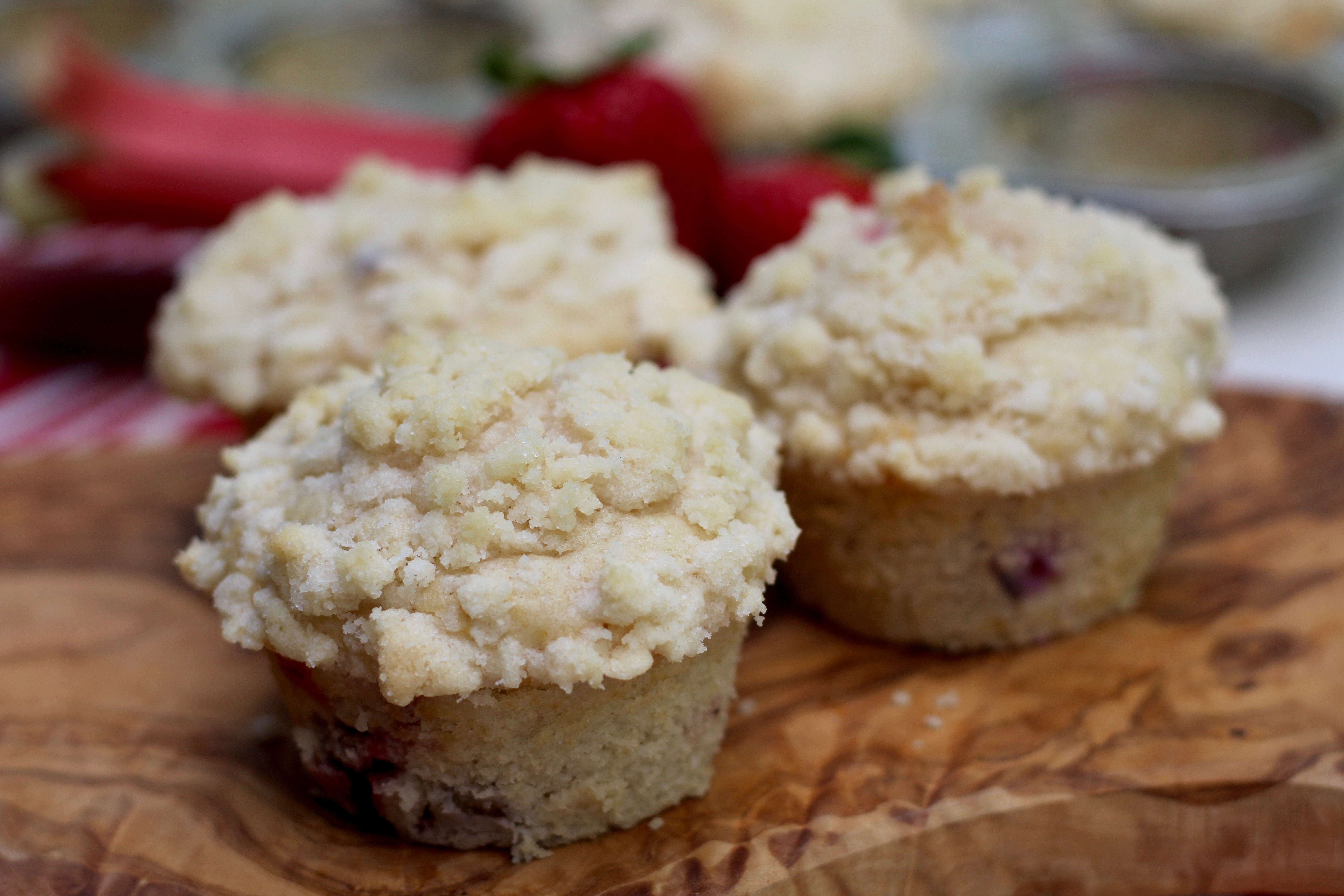 Strawberry Rhubarb Streusel Muffins