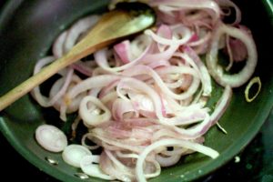 Fried red onions