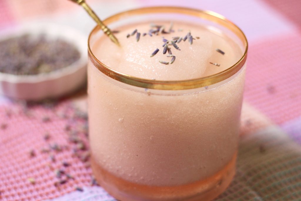 Lavender-Frosé
