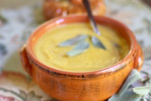 Creamy Butternut Squash Honey Soup