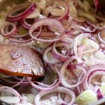Frying red and sweet onions