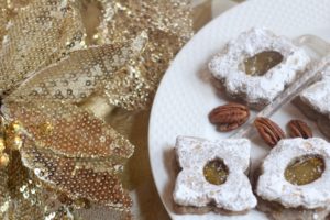 Pecan Pineapple Linzer Cookies
