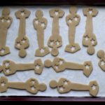 Oscar Night Linzer Cookies