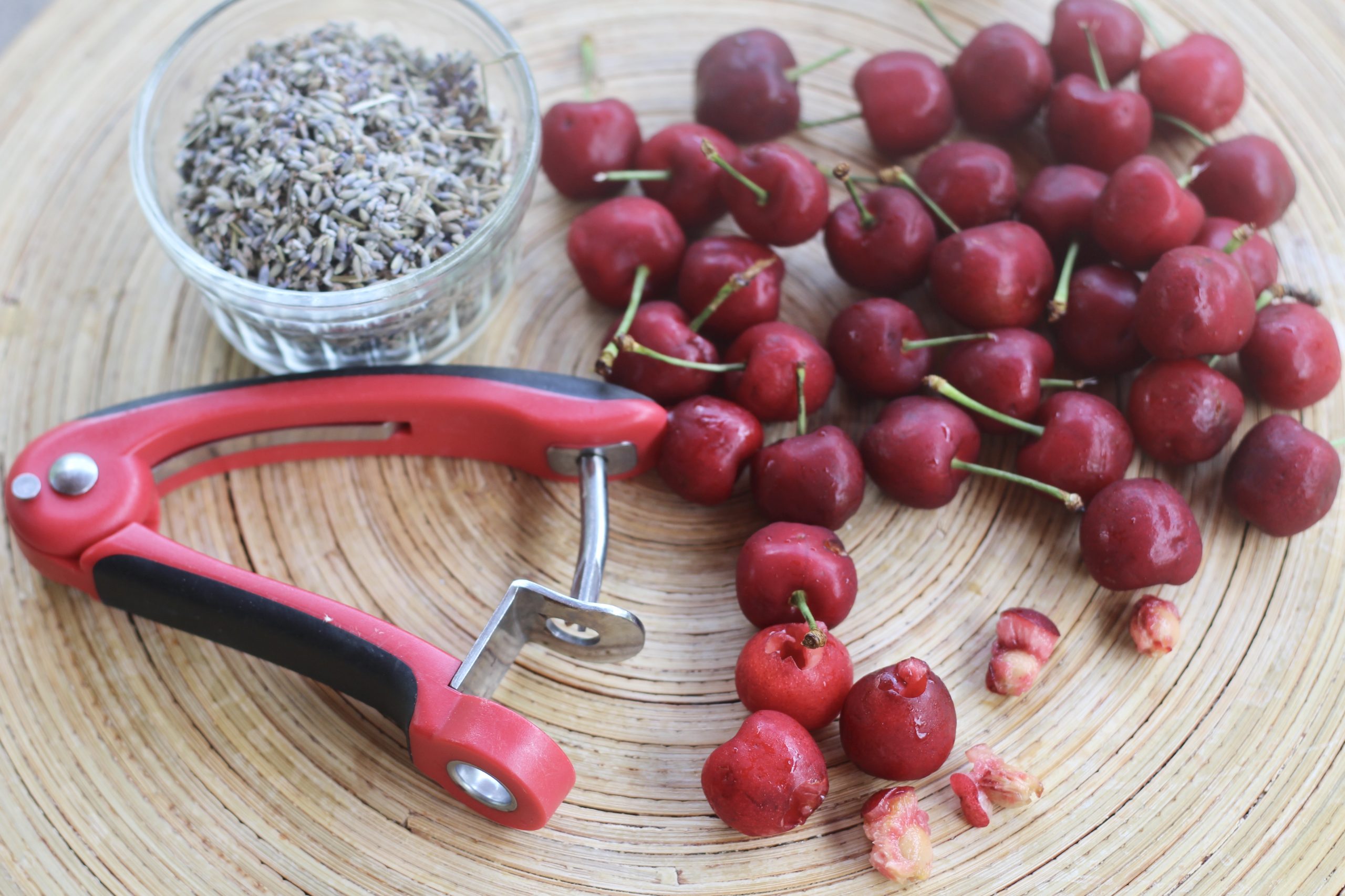 Pitting cherries