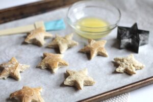 Star-shaped baguette croutons