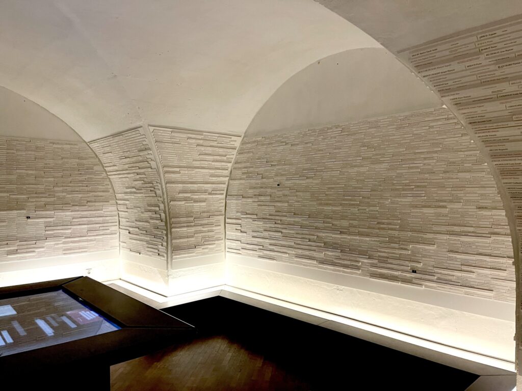 9 Top Paris Stops - Conciergerie Paris