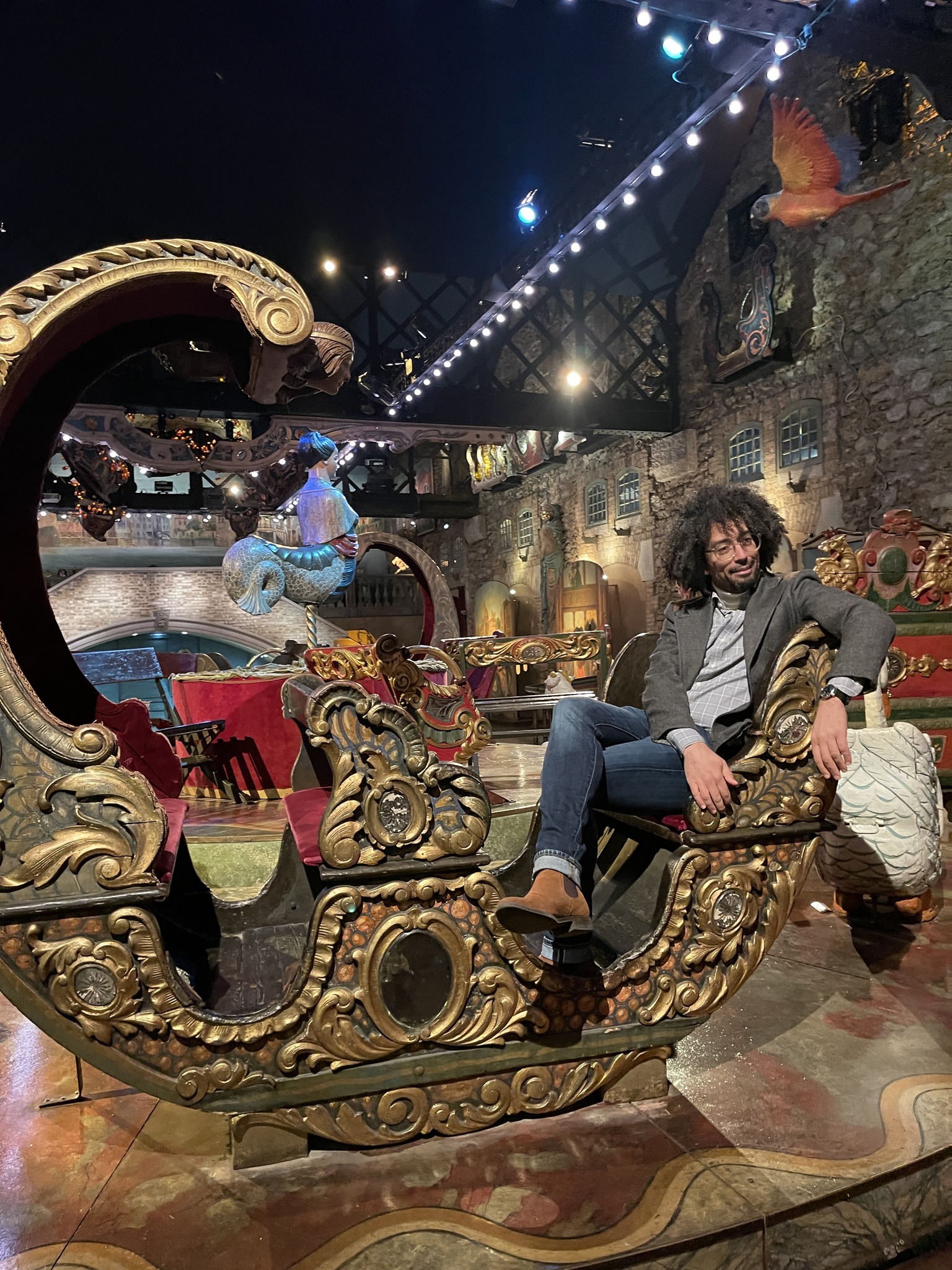 Musée des Arts Forains Pavillons de Bercy Paris guide Max