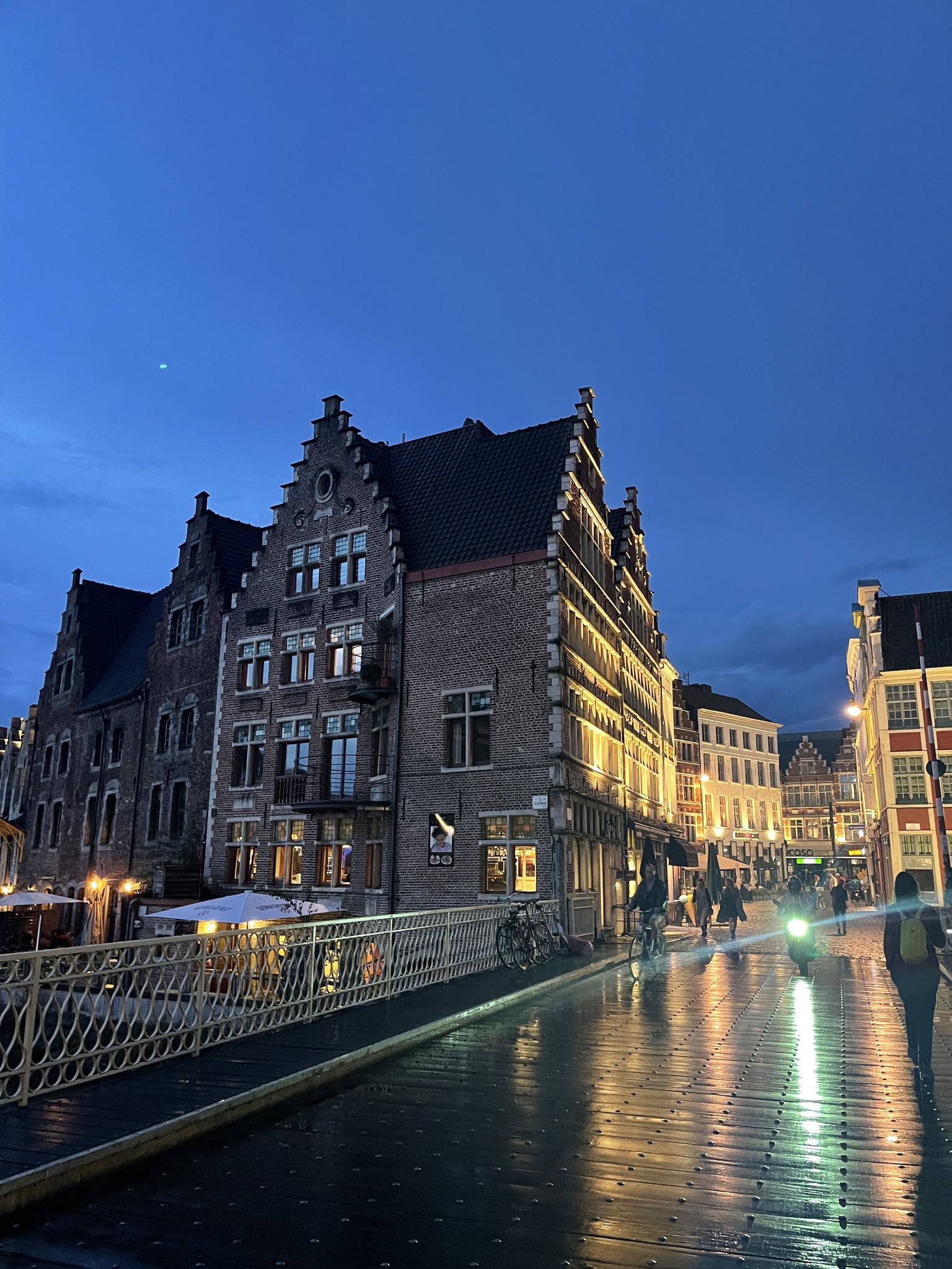 6 Stops in Gorgeous Ghent Belgium