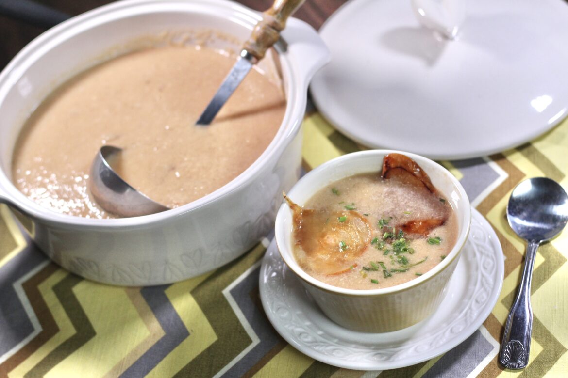Creamy Pear Parsnip Soup