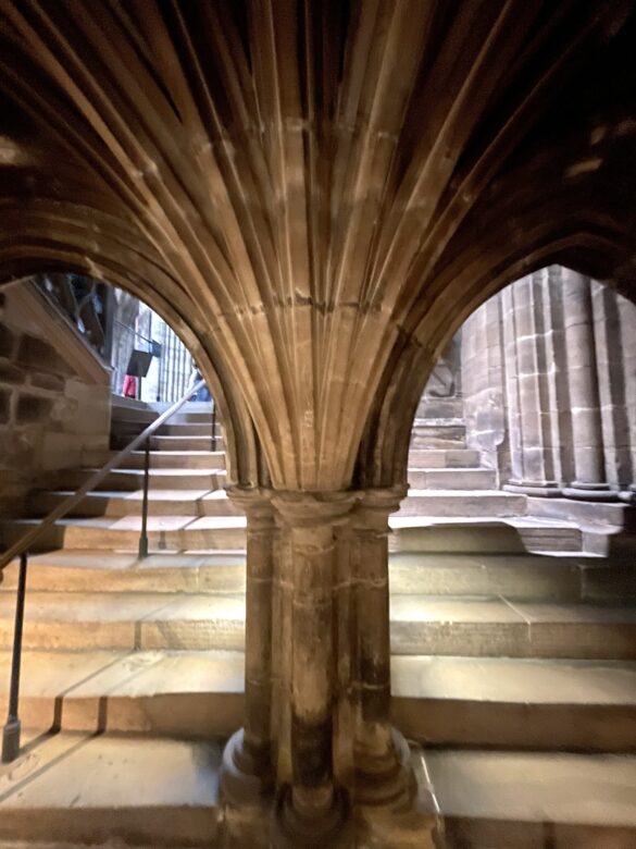 6 Gorgeous Glasgow Stops - Glasgow Cathedral Scotland