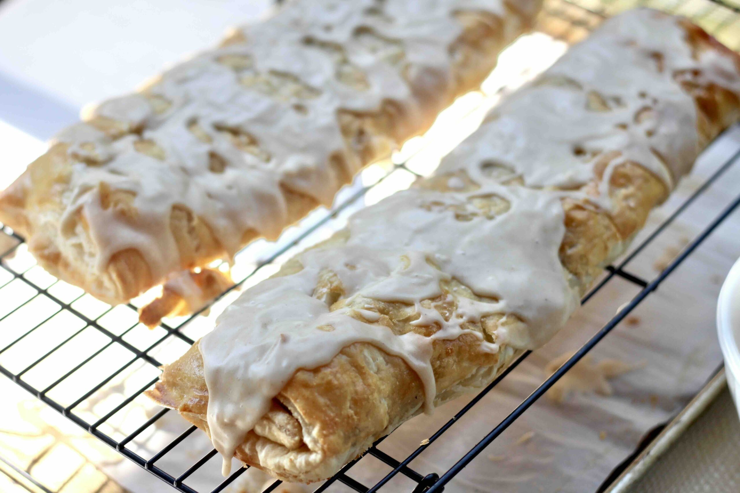 Apple ginger Marzipan Strudel