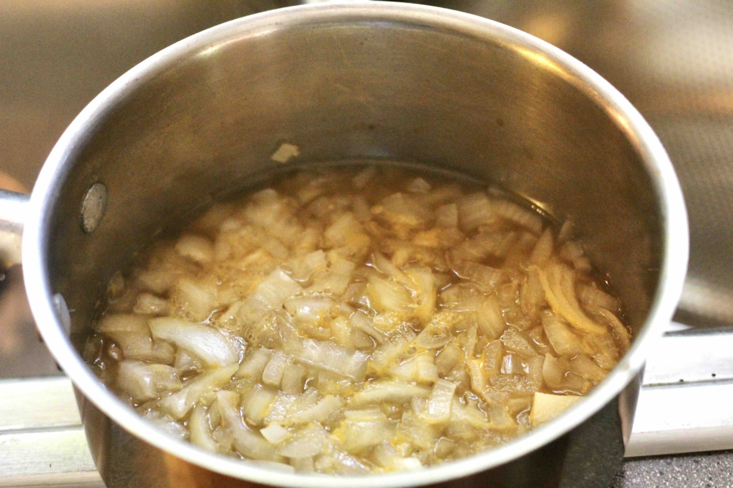 boiling sweet onions in vegetable broth