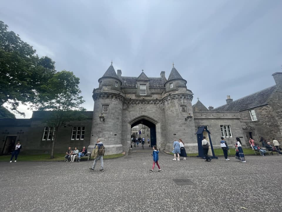 Six Sensational Edinburgh Experiences - Palace of HolyroodHouse