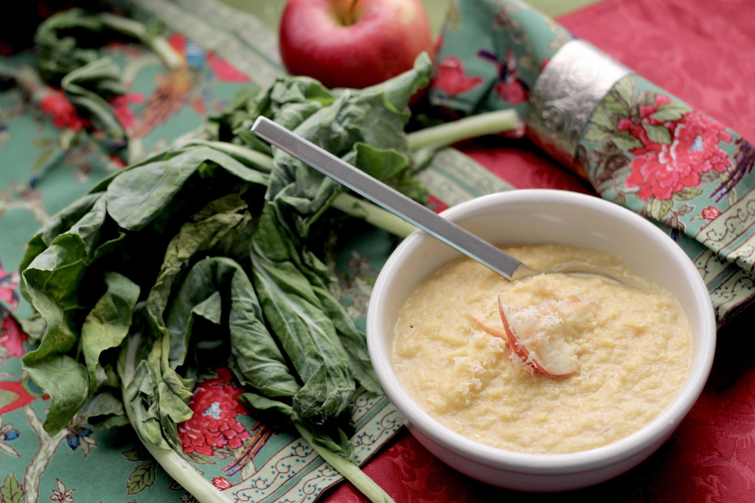 Kohlrabi Apple Horseradish Soup