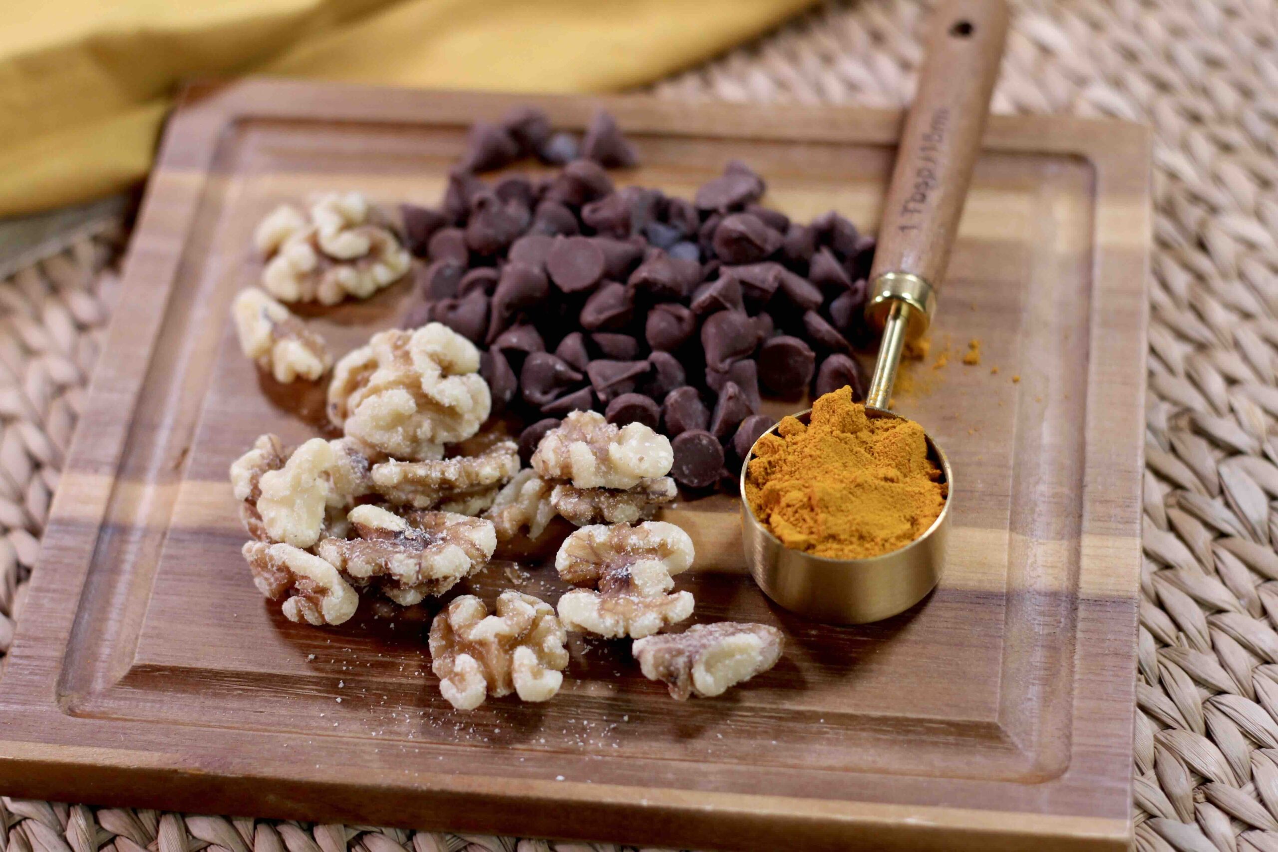 turermic, walnuts and milk chocolate chips