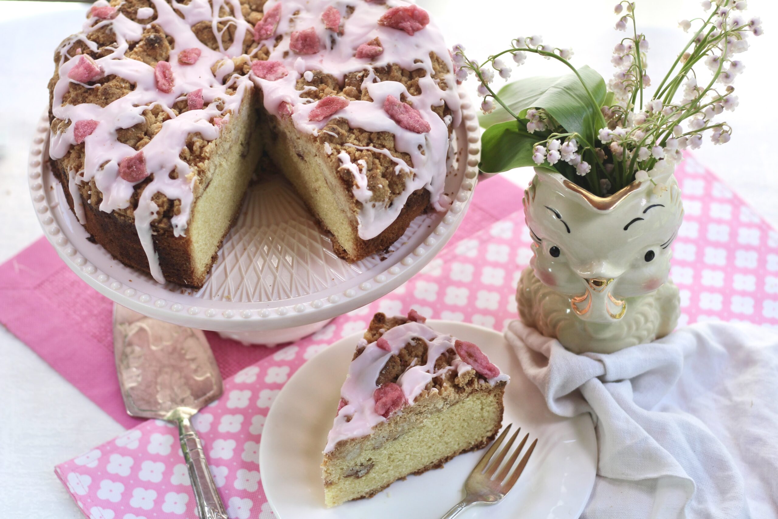 Rose Jam Streusel Cake