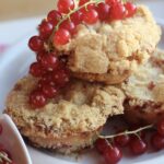 White Chocolate Currant Streusel Muffins