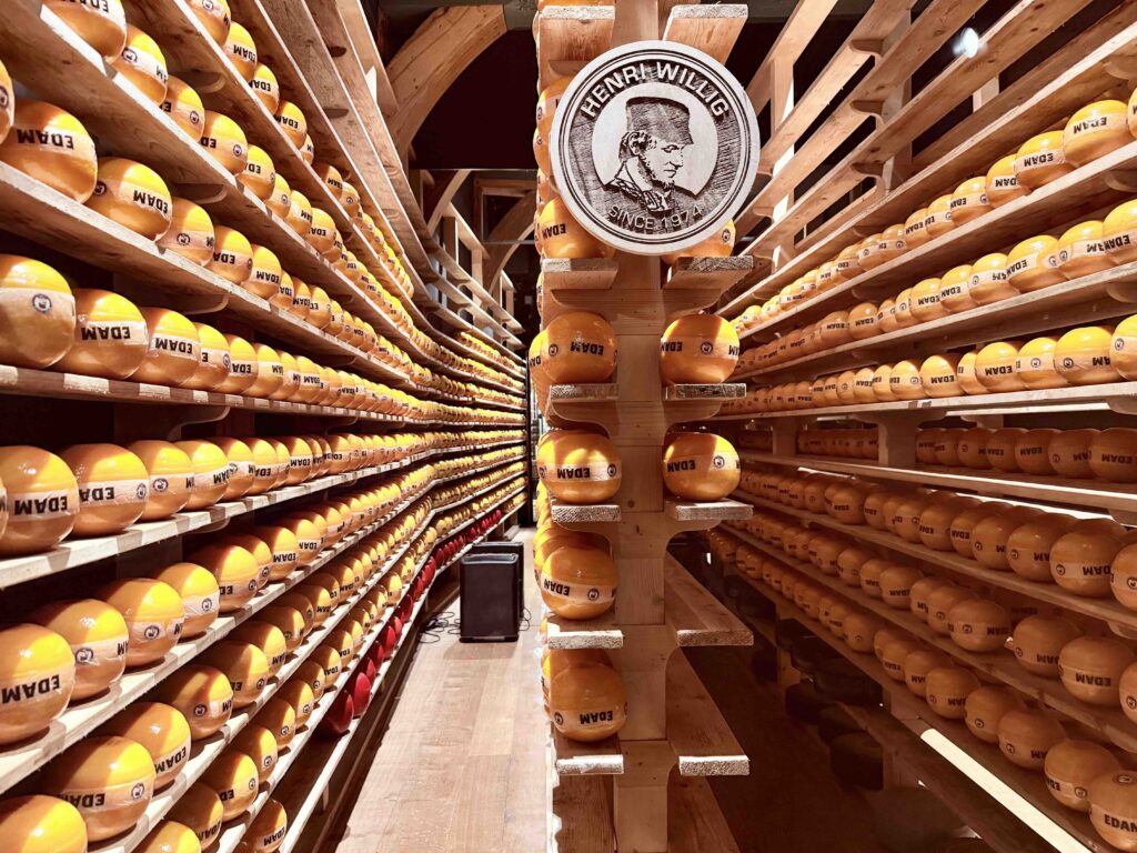 Edam - Cheese Canals & Charm The story of Cheese Edam Netherlands