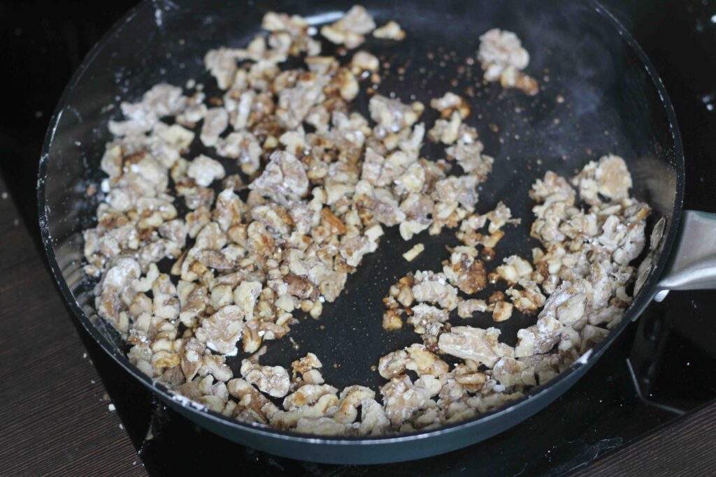 Caramelizing Walnuts