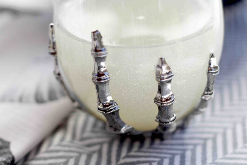 Ghostly Glittery Gimlet