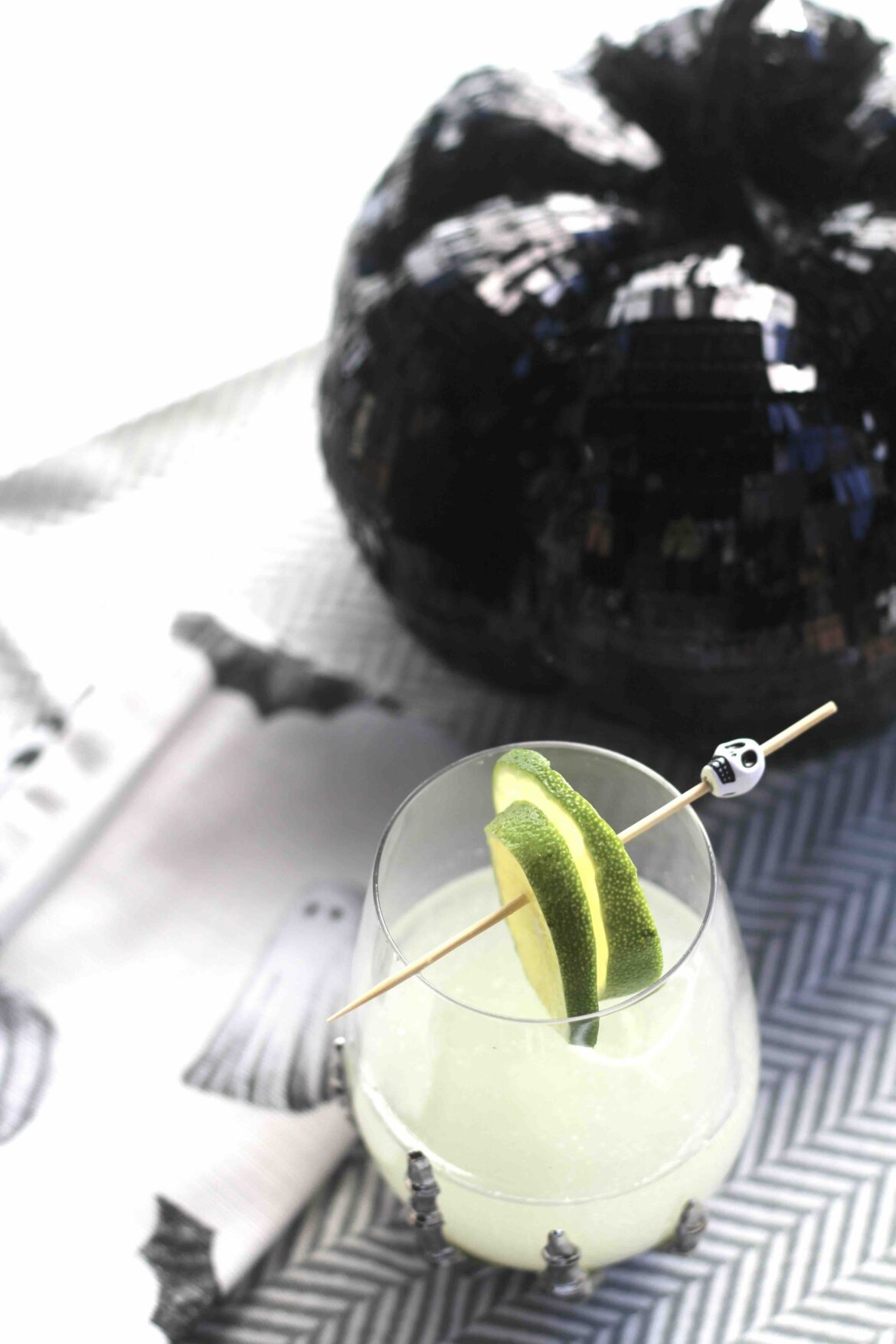Ghostly Glittery Gimlet