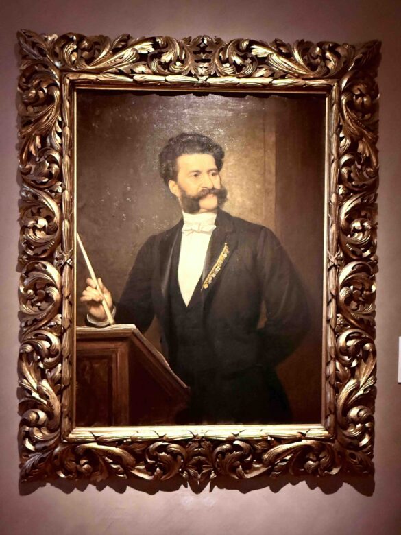 Johann Strauss Apartment