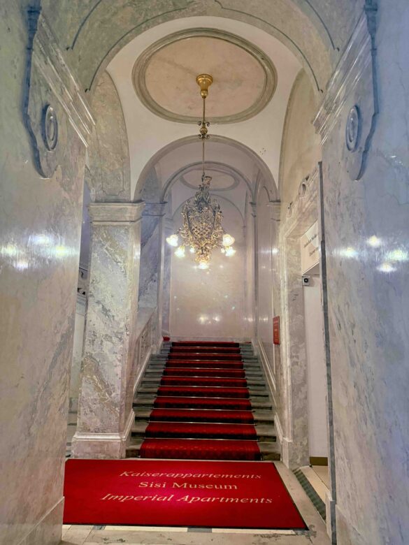 Vienna's treasures - Sisi Museum