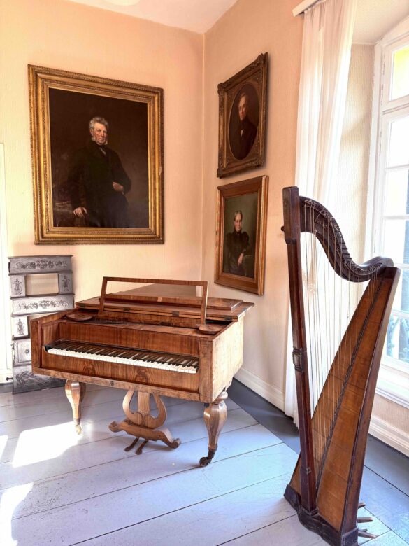 Krefeld’s Castles, Silk, and Secrets