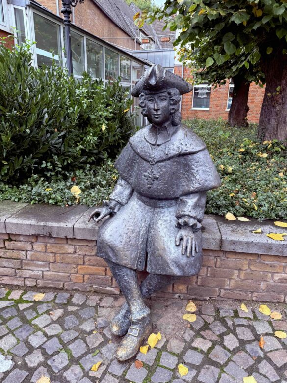 Krefeld’s Castles, Silk, and Secrets