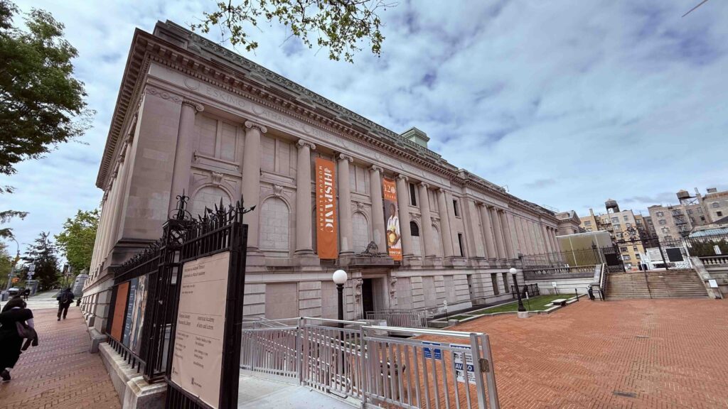 THE HISPANIC SOCIETY MUSEUM & LIBRARY