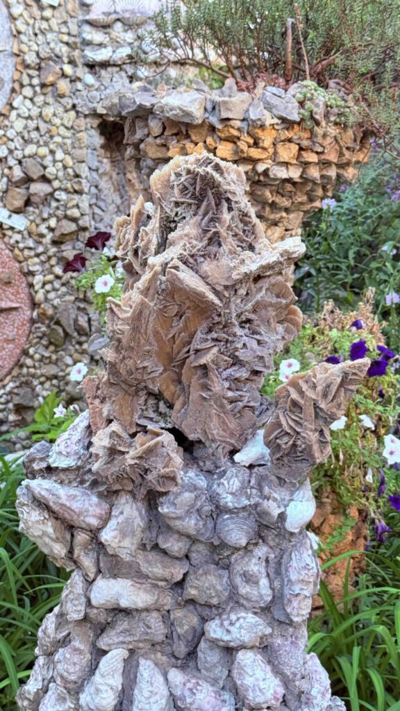 Lyon's Food, History & Resistance: Jardin Rosa Mir